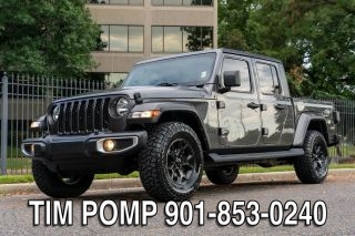 2021 Jeep Gladiator Texas Trail 4WD photo