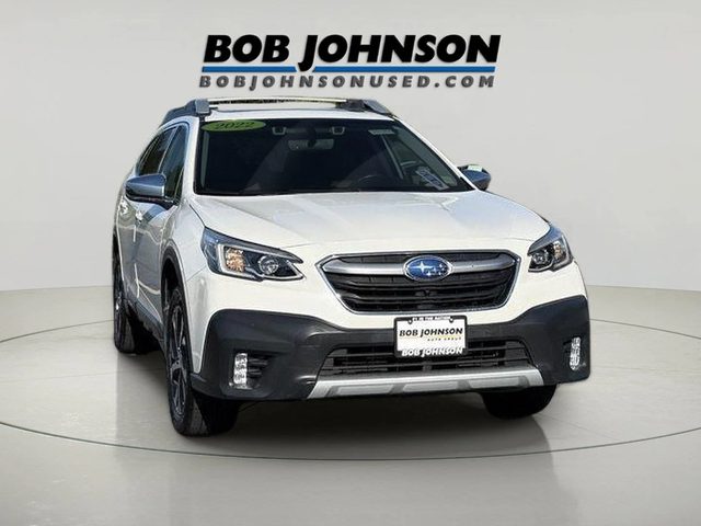 2022 Subaru Outback Touring AWD photo
