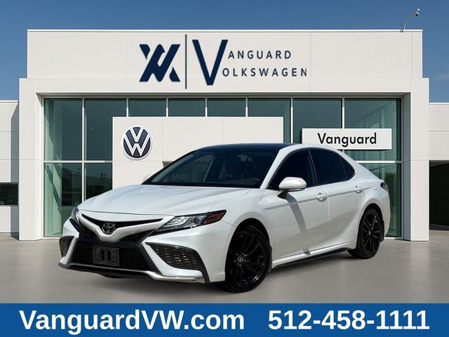 2021 Toyota Camry XSE FWD photo