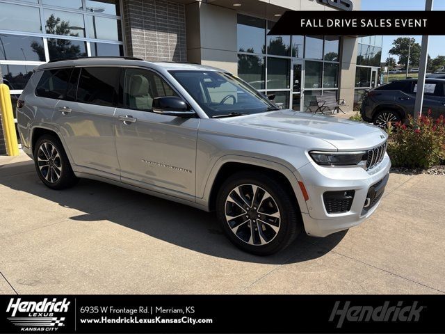 2021 Jeep Grand Cherokee L Overland 4WD photo