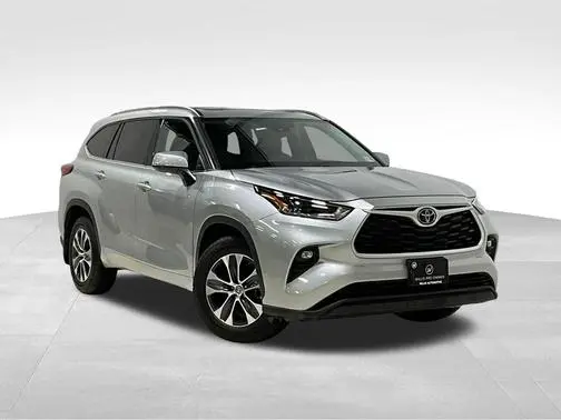 2021 Toyota Highlander XLE AWD photo