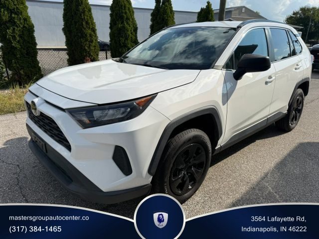 2021 Toyota RAV4 LE FWD photo