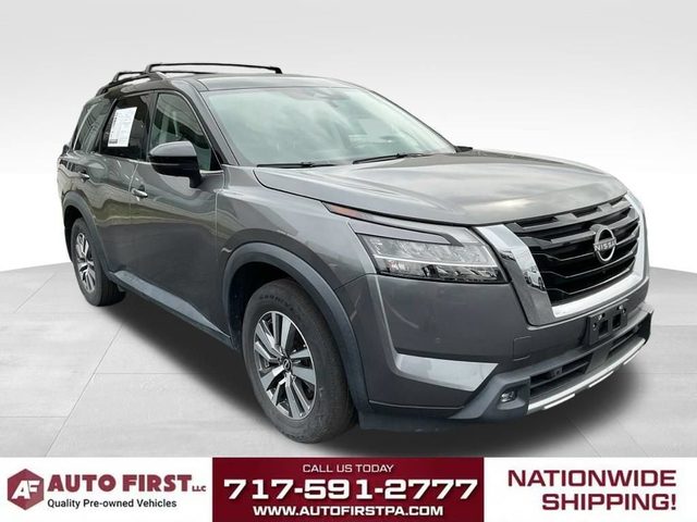 2022 Nissan Pathfinder SL 4WD photo