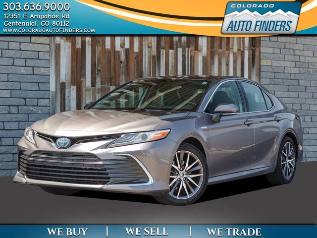 2021 Toyota Camry Hybrid XLE FWD photo