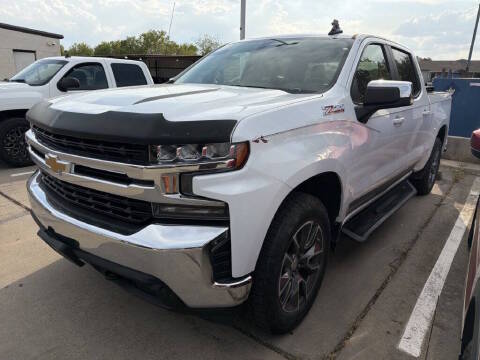 2021 Chevrolet Silverado 1500 LT 4WD photo