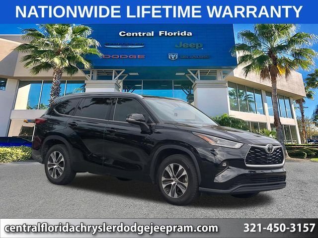 2021 Toyota Highlander XLE FWD photo