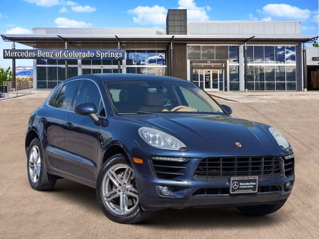 2015 Porsche Macan S AWD photo