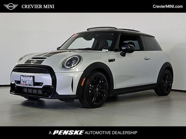 2022 MINI Hardtop 2 Door Cooper S FWD photo