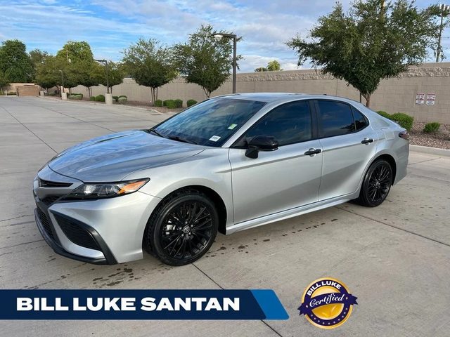2021 Toyota Camry SE Nightshade FWD photo