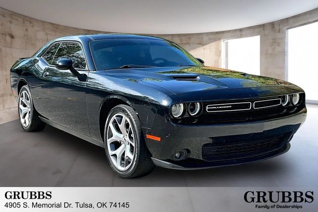 2015 Dodge Challenger SXT Plus RWD photo