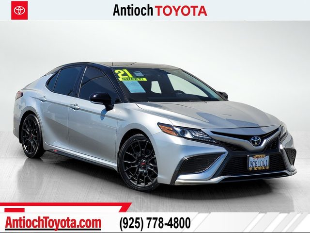 2021 Toyota Camry XSE FWD photo
