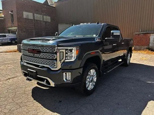 2022 GMC Sierra 2500HD Denali 4WD photo