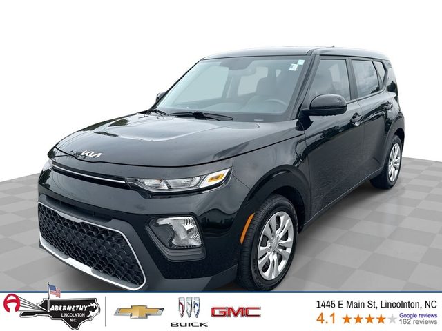 2022 Kia Soul LX FWD photo