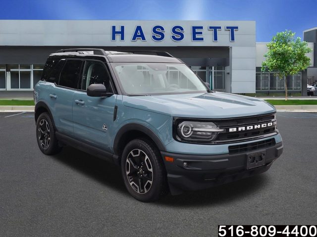 2021 Ford Bronco Sport Outer Banks 4WD photo