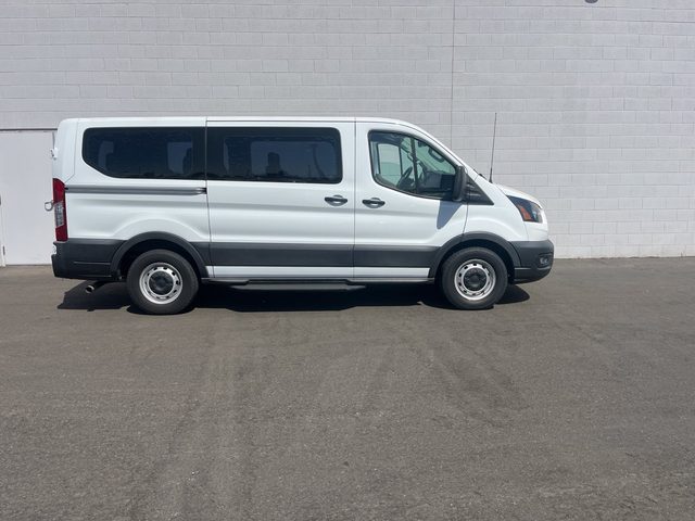 2021 Ford Transit Passenger Wagon XL RWD photo