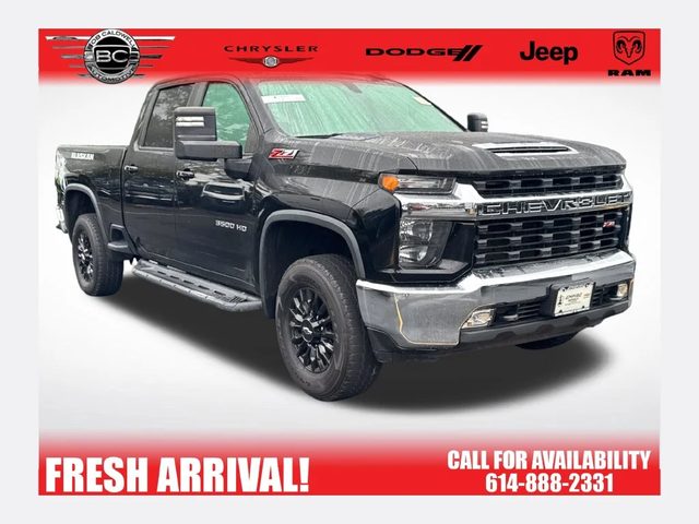 2022 Chevrolet Silverado 3500HD LT 4WD photo