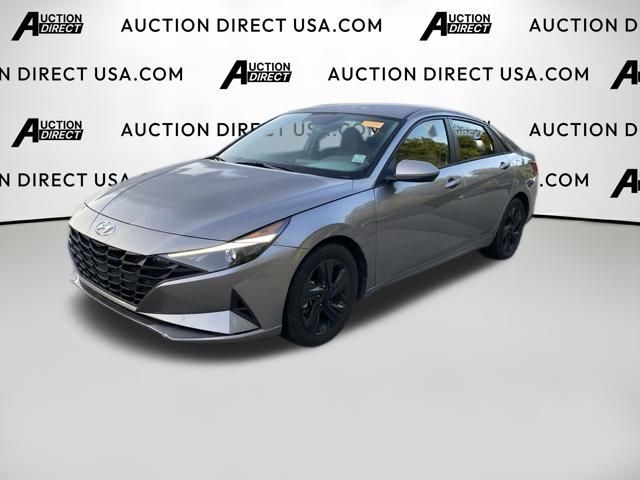 2022 Hyundai Elantra SEL FWD photo