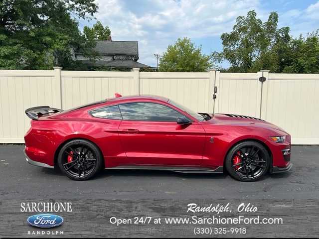 2021 Ford Mustang Shelby GT500 RWD photo