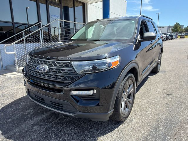 2021 Ford Explorer XLT 4WD photo