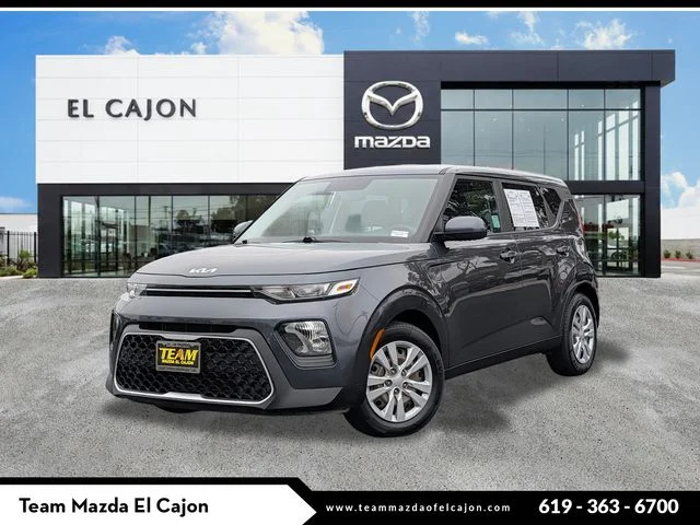 2022 Kia Soul LX FWD photo