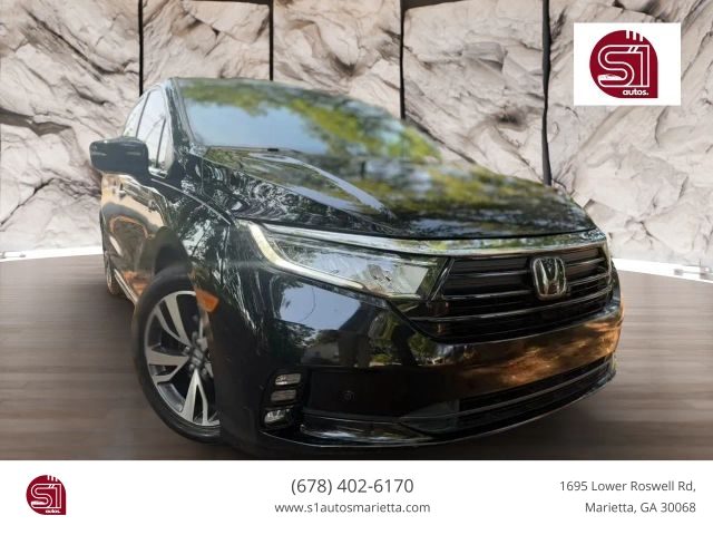 2022 Honda Odyssey Touring FWD photo