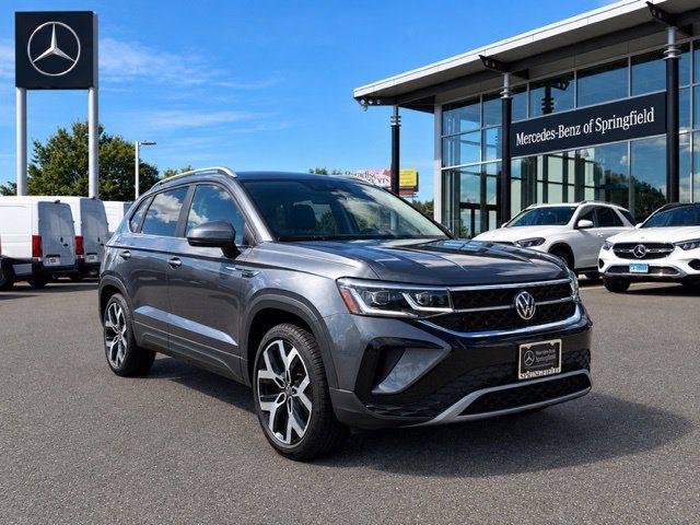 2022 Volkswagen Taos SEL AWD photo