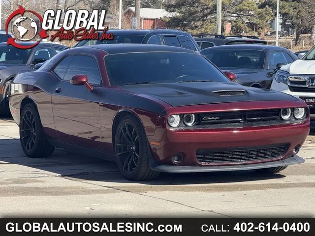 2021 Dodge Challenger R/T Scat Pack RWD photo