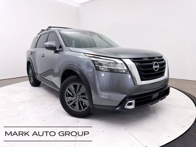 2022 Nissan Pathfinder SV FWD photo