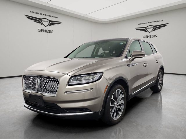 2021 Lincoln Nautilus Reserve AWD photo