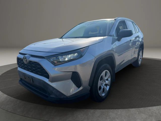 2021 Toyota RAV4 LE AWD photo