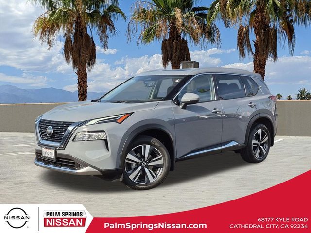 2021 Nissan Rogue Platinum FWD photo
