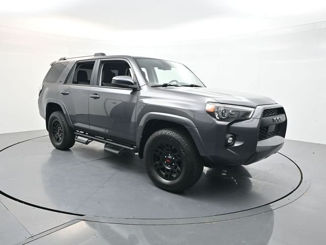 2022 Toyota 4Runner SR5 4WD photo