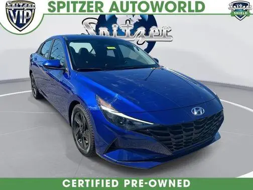 2022 Hyundai Elantra SEL FWD photo