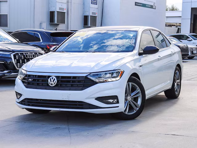 2021 Volkswagen Jetta R-Line FWD photo