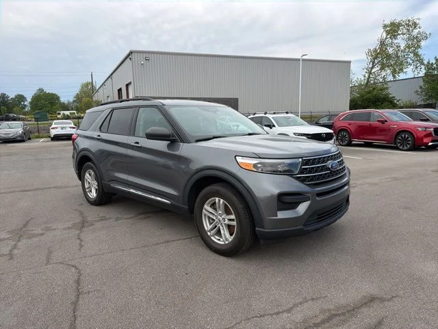 2021 Ford Explorer XLT 4WD photo