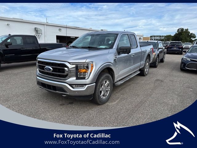 2021 Ford F-150 XLT 4WD photo