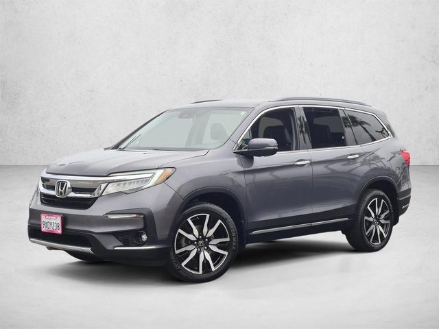 2022 Honda Pilot Touring 7-Passenger AWD photo