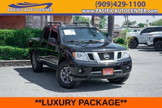 2018 Nissan Frontier PRO-4X 4WD photo