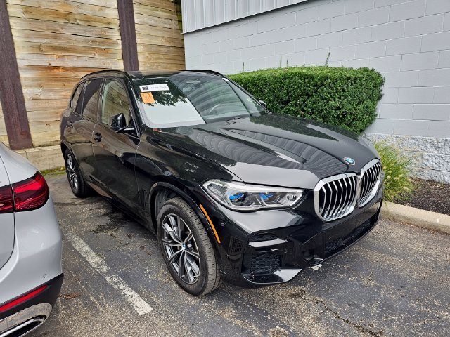 2022 BMW X5 xDrive40i AWD photo