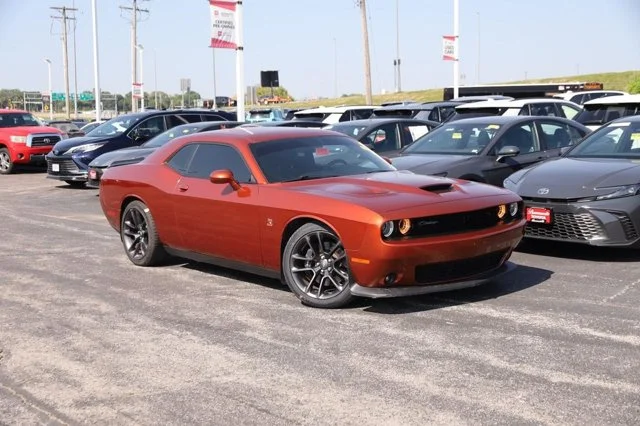 2021 Dodge Challenger R/T Scat Pack RWD photo