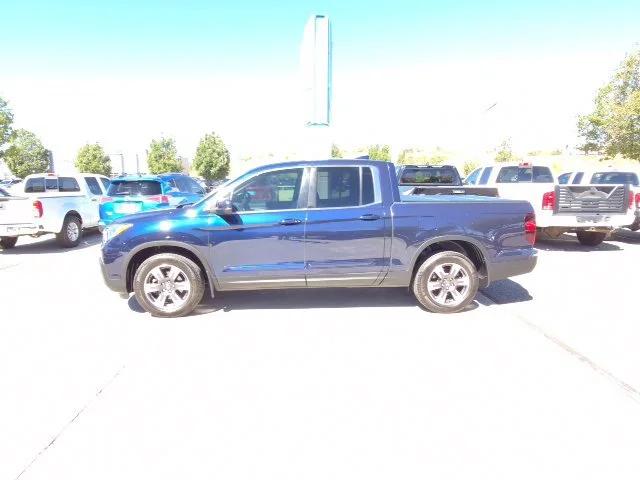 2017 Honda Ridgeline RTL-T AWD photo