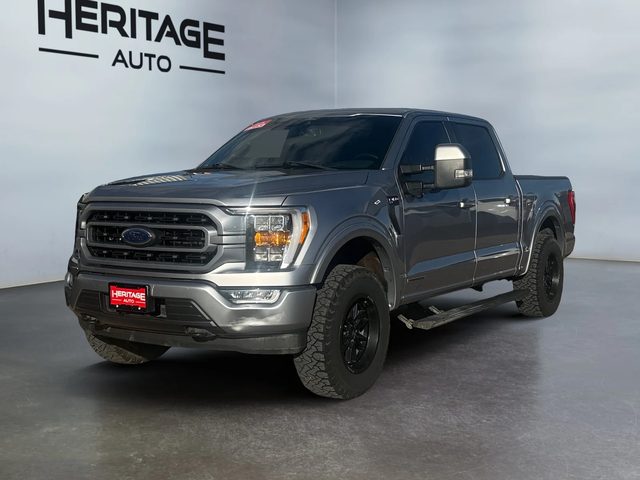 2021 Ford F-150 XLT 4WD photo