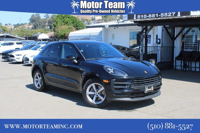 2021 Porsche Macan AWD photo