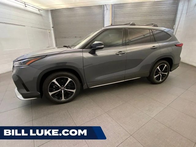 2021 Toyota Highlander XSE AWD photo