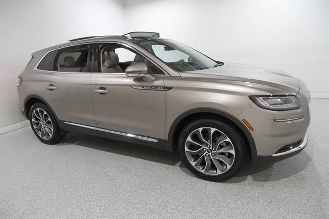 2021 Lincoln Nautilus Reserve FWD photo