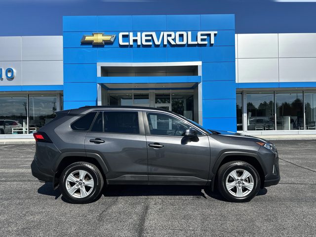 2021 Toyota RAV4 XLE AWD photo