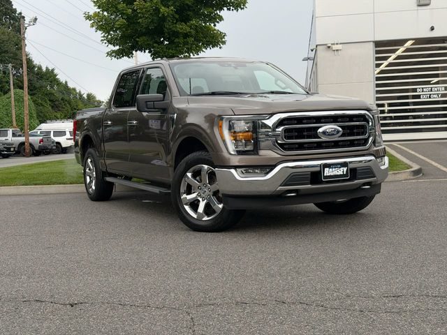 2021 Ford F-150 XLT 4WD photo