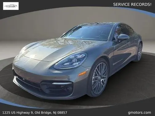2022 Porsche Panamera 4 AWD photo