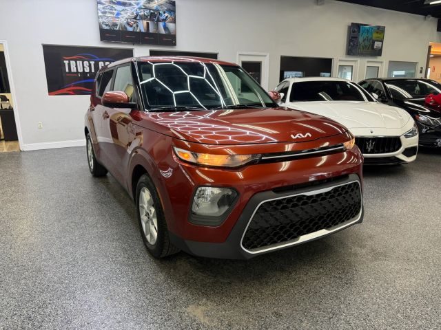 2022 Kia Soul LX FWD photo
