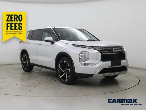 2022 Mitsubishi Outlander SE FWD photo